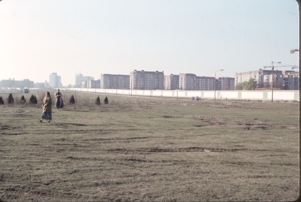 Berlin wall 1990-03-17.